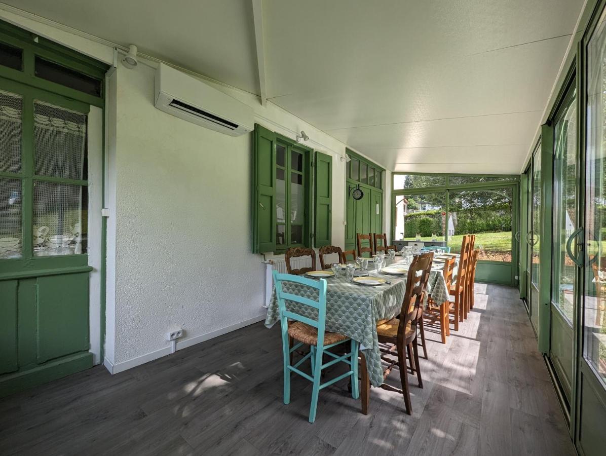Maison Des Annees 30 - Vic-Sur-Cere - 14 Personnes Ngoại thất bức ảnh